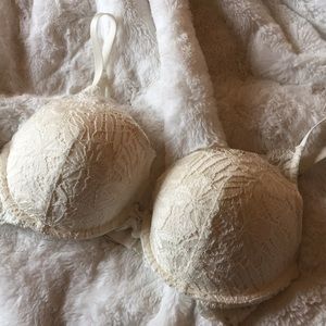 Aerie Ella Gel Bra. 36D